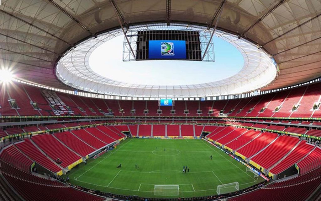Arena Mané Garrincha concorre a prêmio estádio do ano 2013