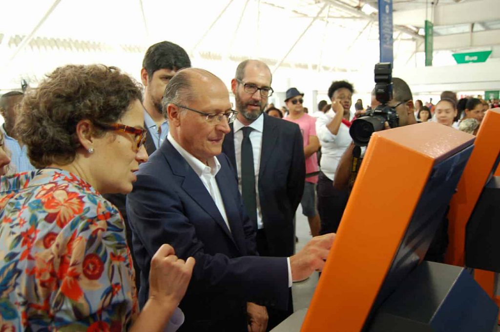 Totens são aprovados pelo usuários do Poupatempo